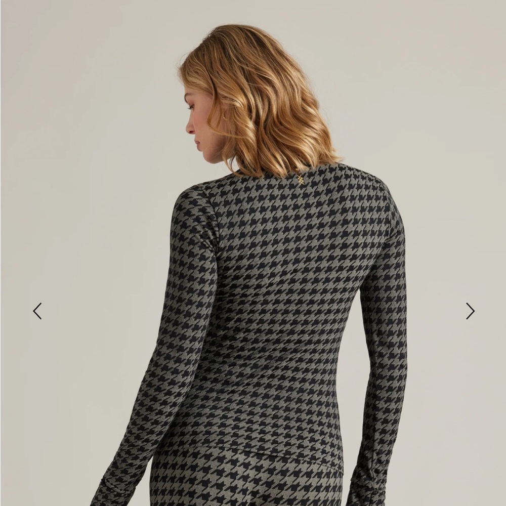 RHONE Houndstooth Seamless Base 1/4 Zip - Picture 2 of 3